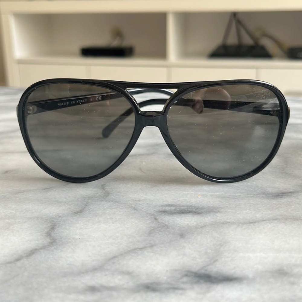 Authentic Chanel Black Acetate Frame Small 'CC" Logo Aviator Sunglasses-5206